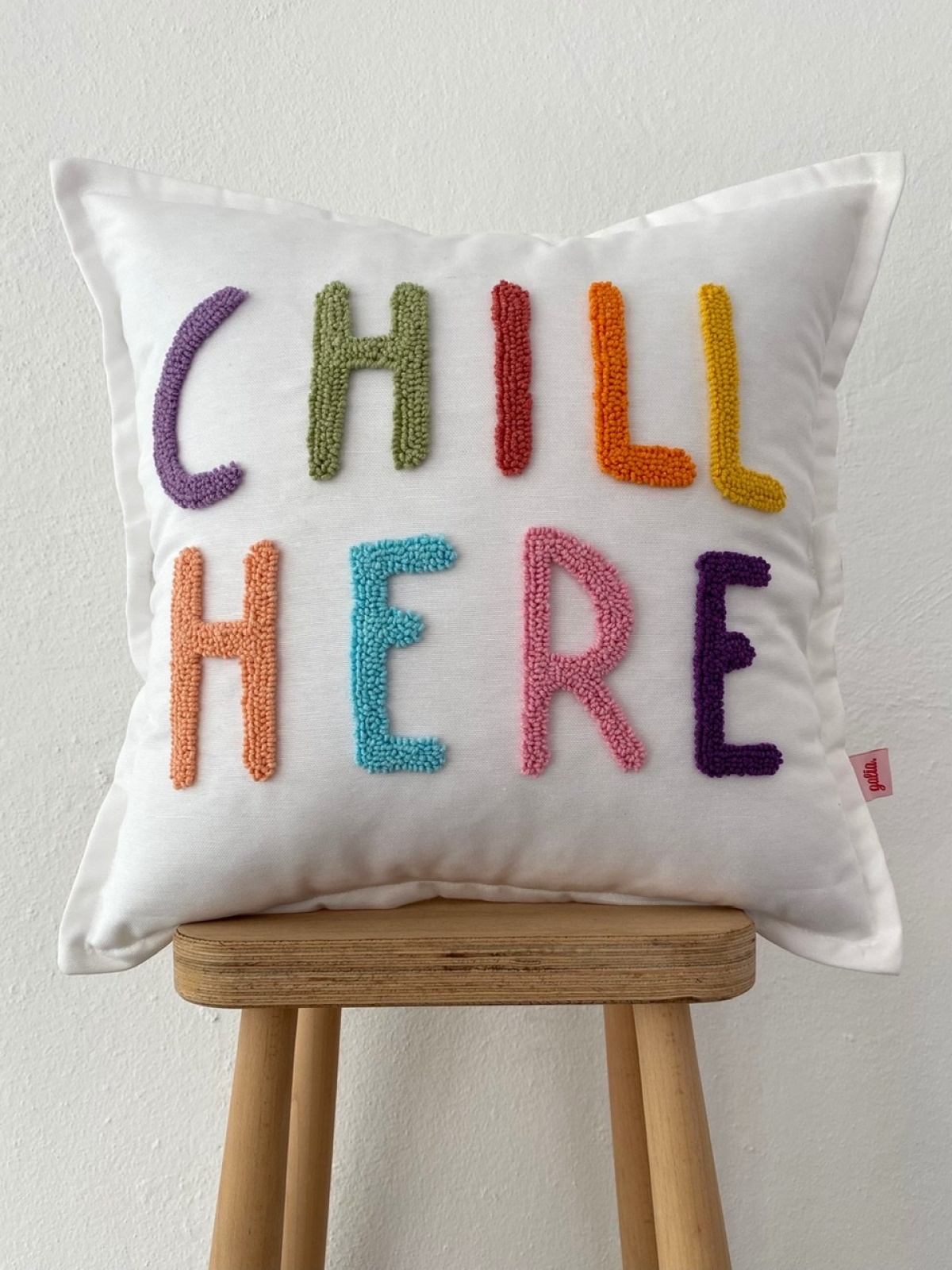 Chill Here Motto Punch Cushion Pillow Cover 45*45 Cm